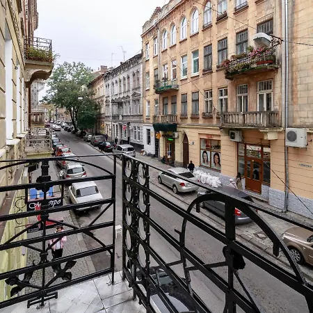 Golden Violin ! Apartments Lviv S Exterior photo