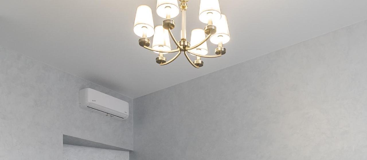 Apartment Golden Violin ! S